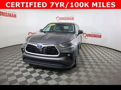 Used 2022 Toyota Highlander XLE