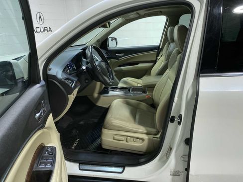 Used 2017 Acura MDX SH-AWD image 2
