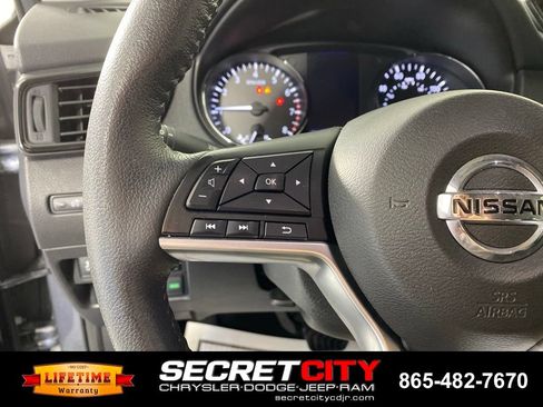 Used 2020 Nissan Rogue SV w/ Premium Package AWD/4WD image 14