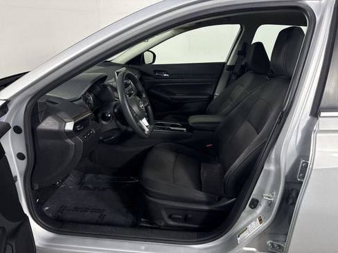 Certified 2024 Nissan Altima 2.5 SV image 4