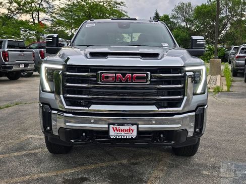 New 2026 GMC Sierra 2500 SLT w/ SLT Premium Package AWD/4WD image 4