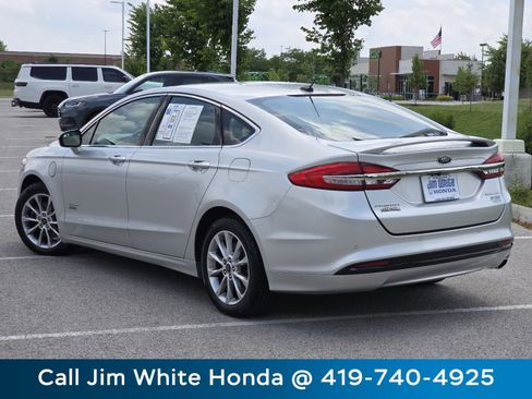 Used 2017 Ford Fusion Energi Titanium FWD image 13