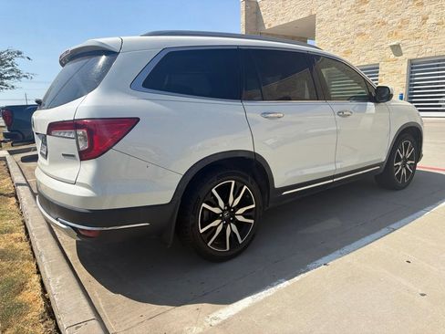 Used 2019 Honda Pilot Touring image 5