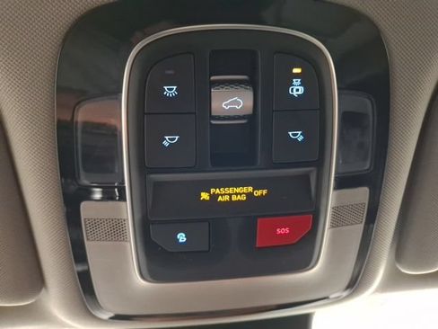 Used 2023 Hyundai Santa Fe SEL w/ Premium Package FWD image 30