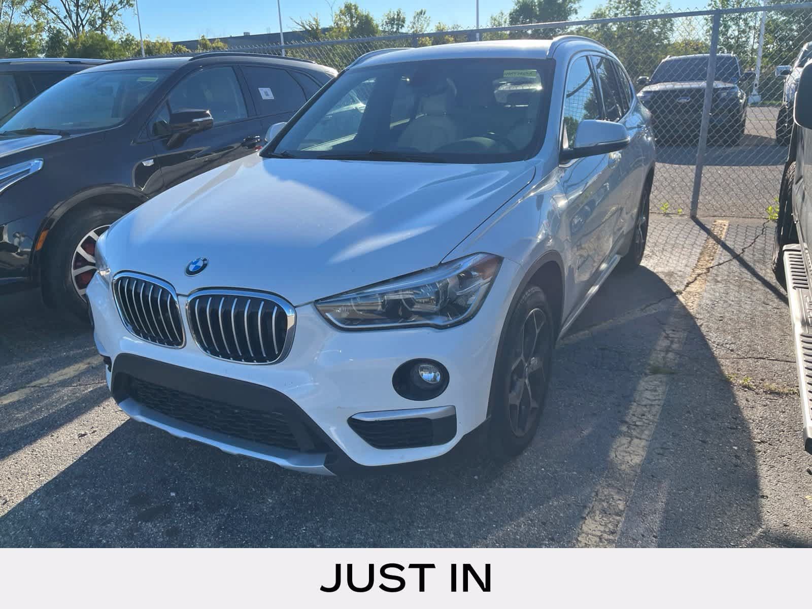 Used 2017 BMW X1 xDrive28i AWD/4WD image 1