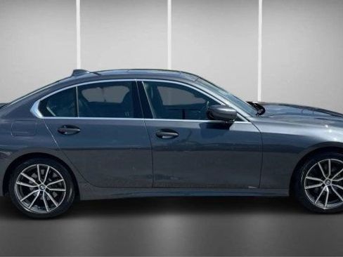 Used 2021 BMW 330i Sedan w/ Premium Package RWD image 5
