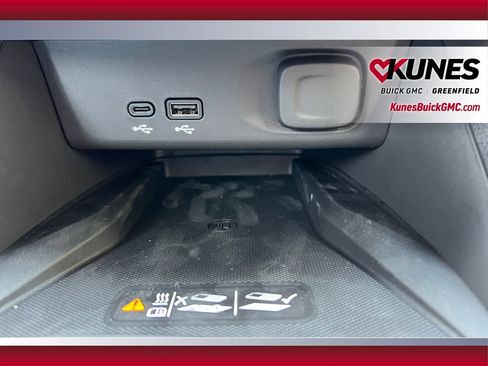 New 2026 Buick Envista Sport Touring w/ Convenience I Package FWD image 33