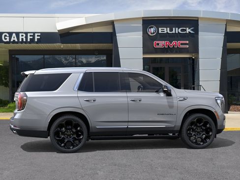 New 2026 GMC Yukon Denali w/ Denali Reserve Package AWD/4WD image 7