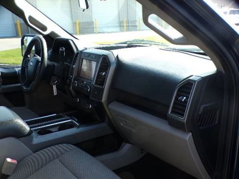 Used 2019 Ford F150 XLT AWD/4WD image 5