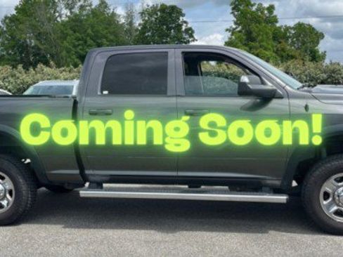 Used 2018 RAM 2500 Tradesman w/ Chrome Appearance Group AWD/4WD image 5
