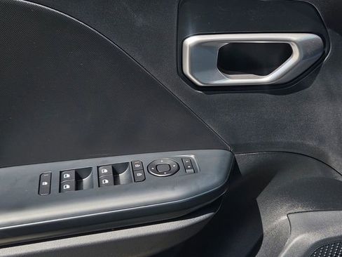 New 2026 Kia K4 LXS image 22