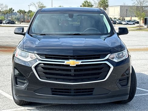 Used 2019 Chevrolet Traverse LS image 2