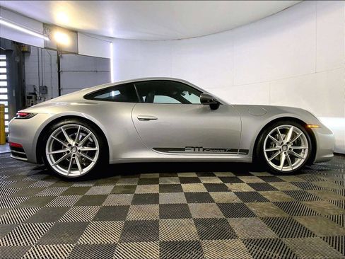 Certified 2024 Porsche 911 Carrera T image 8