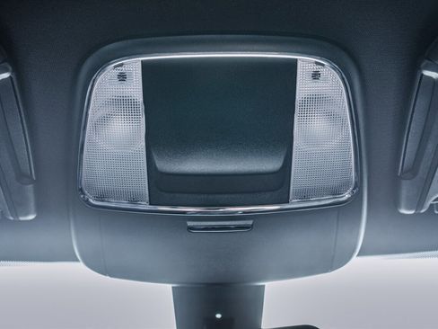 Used 2023 Dodge Charger SXT image 25