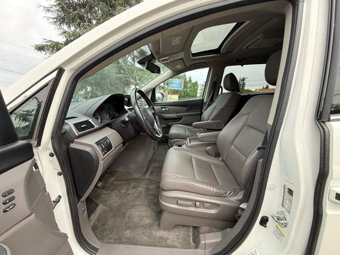 Used 2016 Honda Odyssey Touring image 20