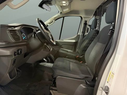 Used 2024 Ford Transit 250 Low Roof AWD w/ Exterior Upgrade Package image 9