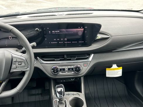 New 2026 Buick Envista Sport Touring w/ Convenience I Package FWD image 19