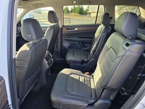 New 2026 Volkswagen Atlas SEL image 38