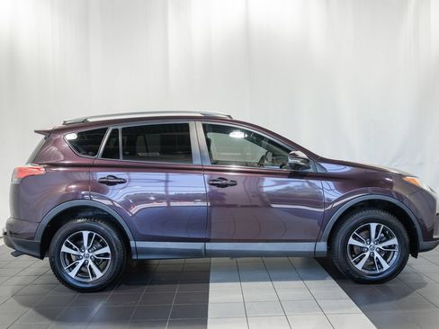 Used 2018 Toyota RAV4 XLE w/ Plus Extra Value Package AWD/4WD image 3