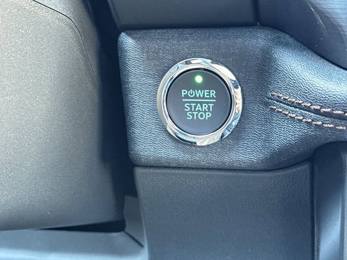 New 2025 Ford F150 Lightning Lariat image 21