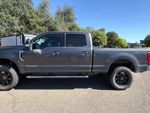 Used 2017 Ford F250 XLT w/ XLT Value Package AWD/4WD image 9