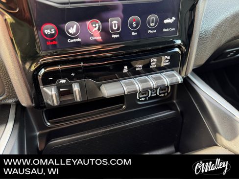 Used 2020 RAM 1500 Big Horn AWD/4WD image 22