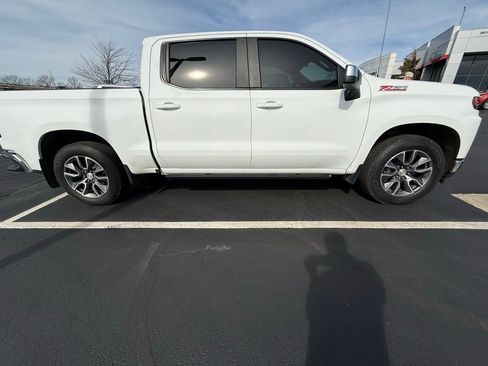 Used 2020 Chevrolet Silverado 1500 LT w/ All-Star Edition image 2