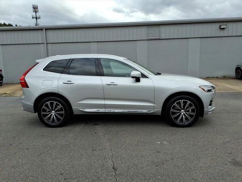 Used 2020 Volvo XC60 T5 Inscription w/ Protection Package image 2