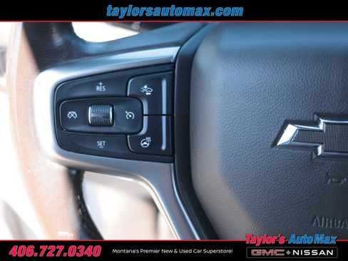 Used 2021 Chevrolet Tahoe Z71 w/ Luxury Package AWD/4WD image 36