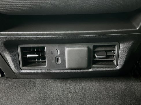 Used 2024 GMC Sierra 1500 Elevation image 26