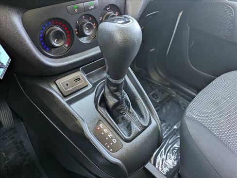 Used 2020 RAM ProMaster City Tradesman FWD image 13