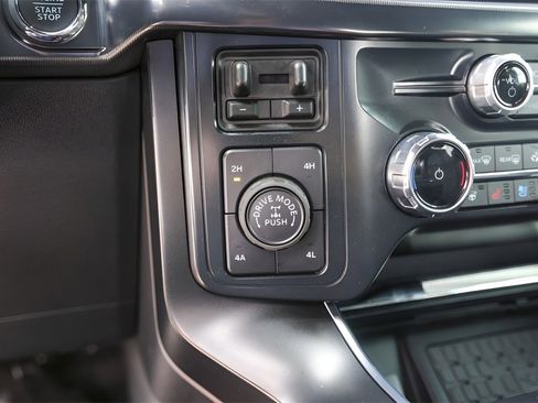 Used 2025 Ford F150 Raptor image 23