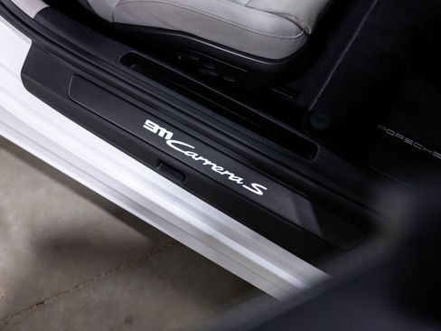Used 2026 Porsche 911 Carrera S RWD image 37