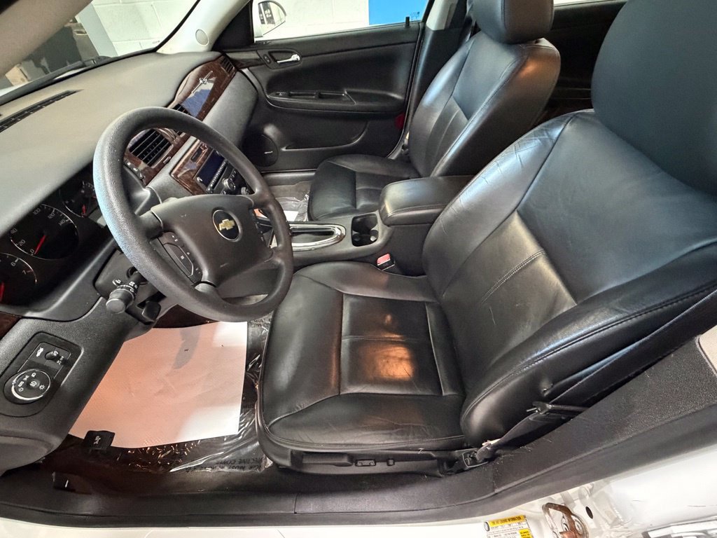 Used 2015 Chevrolet Impala LTZ FWD image 7