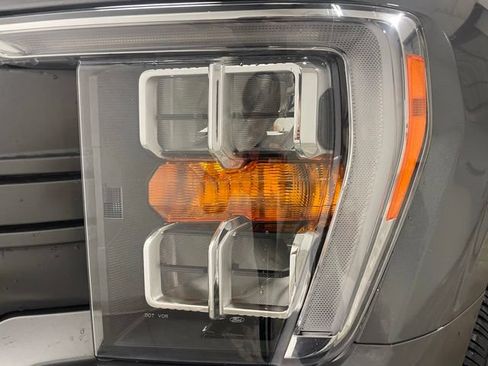Used 2022 Ford F150 XLT w/ Equipment Group 302A High AWD/4WD image 4