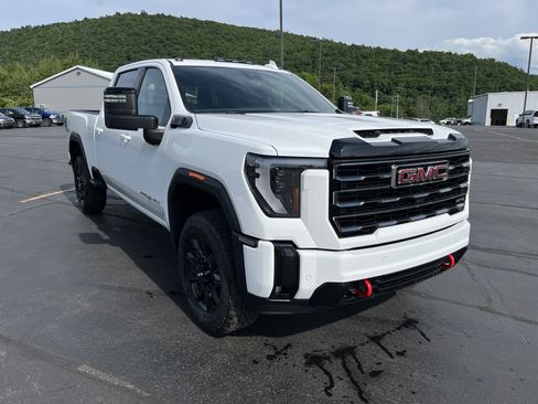 New 2026 GMC Sierra 2500 AT4 w/ AT4 Premium Plus Package AWD/4WD image 3