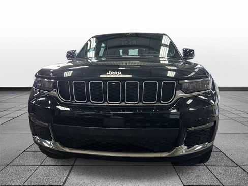 Used 2024 Jeep Grand Cherokee L Limited w/ Luxury Tech Group II image 2