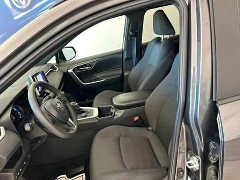 Used 2023 Toyota RAV4 SE w/ Convenience Package AWD/4WD image 15