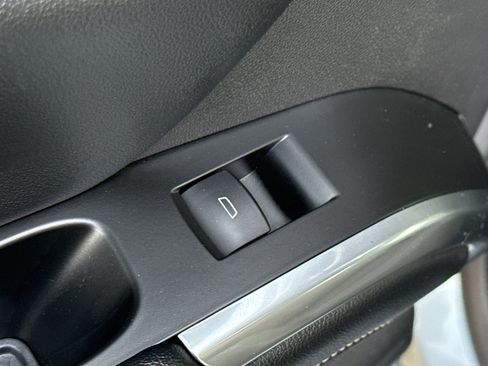 Certified 2024 Chevrolet Traverse LT image 31