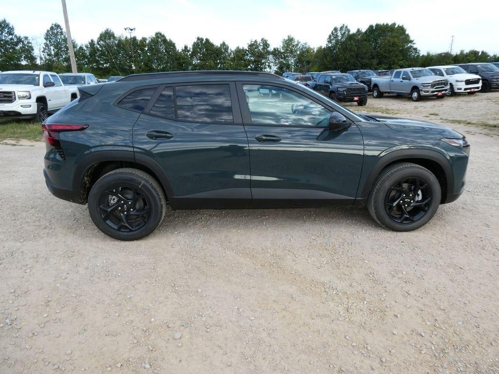 New 2026 Chevrolet Trax LT w/ Driver Confidence Package FWD image 3
