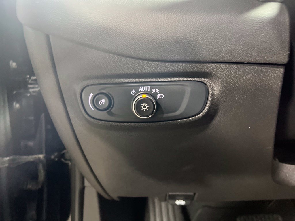 Used 2024 Chevrolet Equinox LT AWD/4WD image 23