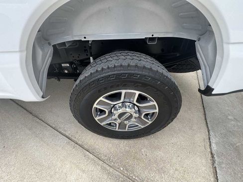 Used 2025 Ford F250 Lariat AWD/4WD image 39