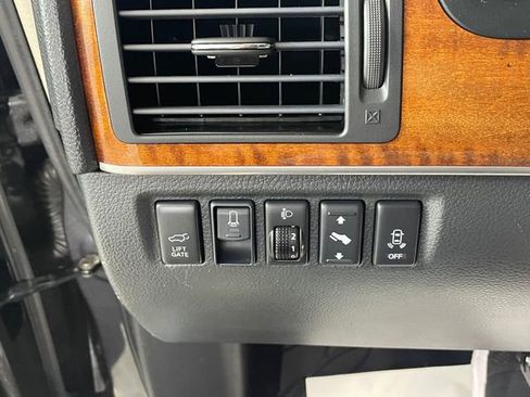 Used 2010 INFINITI QX56 4WD image 17