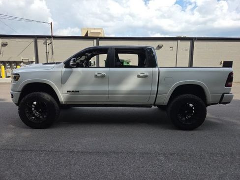 Used 2021 RAM 1500 Laramie AWD/4WD image 6