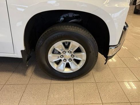 Used 2021 Chevrolet Silverado 1500 LT RWD image 11