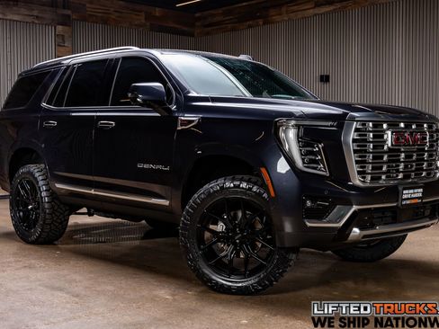 Used 2025 GMC Yukon Denali image 1