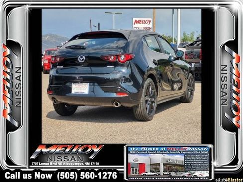 Used 2024 MAZDA MAZDA3 s FWD image 4
