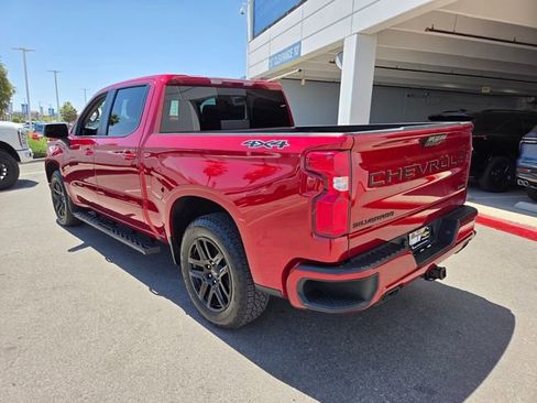 Certified 2025 Chevrolet Silverado 1500 RST w/ Dark Appearance Package AWD/4WD image 4