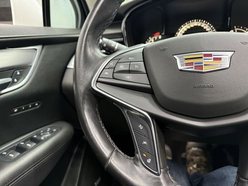 Used 2019 Cadillac XT5 Luxury image 16