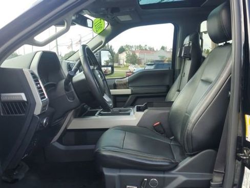 Used 2017 Ford F250 Lariat w/ Lariat Ultimate Package image 6